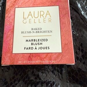 Laura Geller Pink Marbleized Blush Radiant Finish